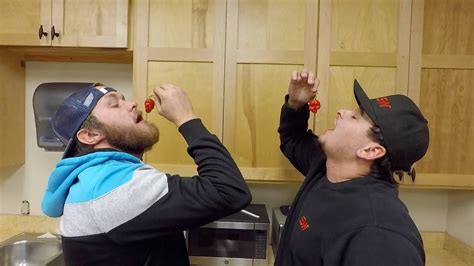 Carolina Reaper Pepper Challenge… FAIL! - YouTube