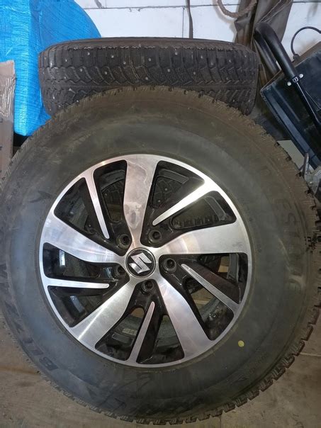 Продам колеса на Сузуки гранд витара, 225/70 R16. Б/у один сезон ...