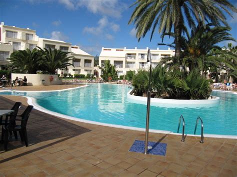 Pool bei Nebenhäuser Clubhotel Riu Oliva Beach Resort Corralejo