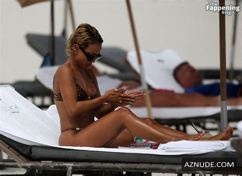 Karrueche Tran Sexy Spotted Showing Off Her Sizzling Bikini Body At