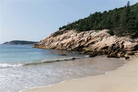 Maine Travel Guide - Styled Snapshots