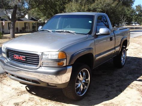 Gmc Sierra Regular Cab Pickup Photos And Specs Find Gmc Sierra Regular Cab And Other Car At