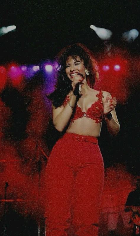 Selena Quintanilla Iconic Outfits