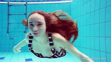 Hot Russian Underwater Babe Nina Mohnatka Nina Nieves