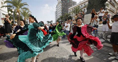 Sailgp Llena Las Calles De C Diz De Visitantes