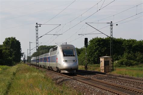 Als Tgv Von Frankfurt Main Hbf Nach Paris Est Bahnbilder De