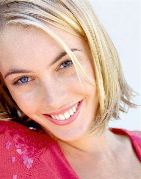 Beeldige Blonde Kapsels Libelle