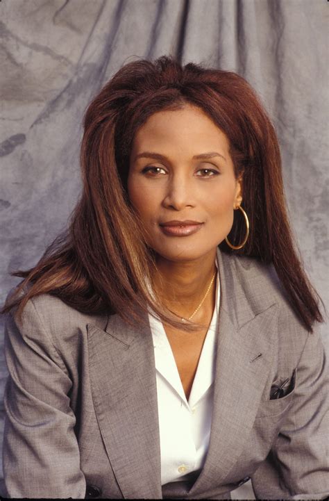 Beverly Johnson's Most Iconic Beauty Looks - Essence | Essence