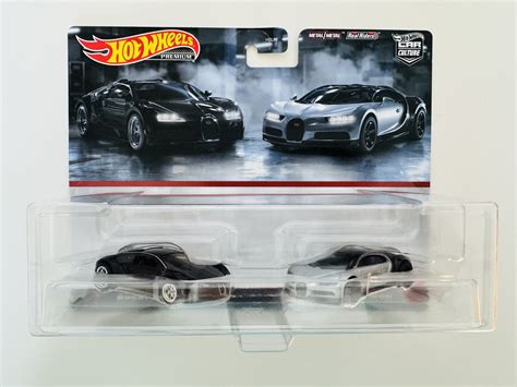 Hot Wheels Premium Bugatti Veyron Bugatti Chiron Two Pack