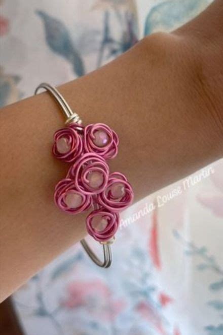 Diy Wire Rose Bracelet Wire Wrapped Jewelry Diy Diy Bangle Bracelets Bead Bangles