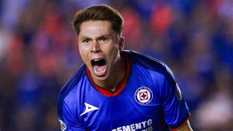 Cruz Azul Rodrigo Huescas Declara Que Gracias A Ellos Estoy En