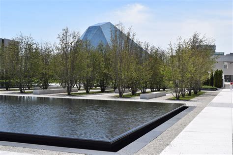 The Garden of the Aga Khan Museum in Toronto – gardeninacity