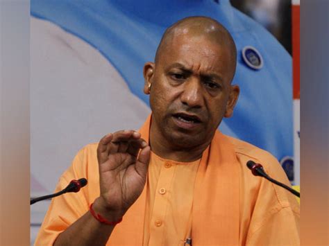 Yogi Transfers Six Top Police Officers In Up