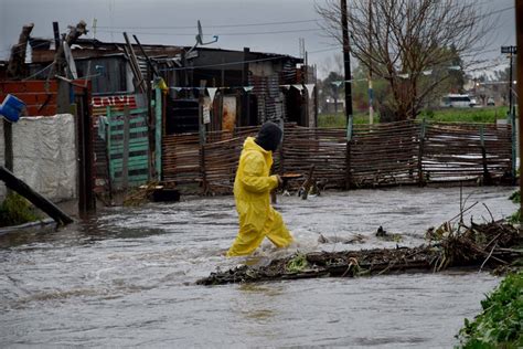 Inundaciones En La Plata Ces El Alerta Por El Fuerte Temporal Que