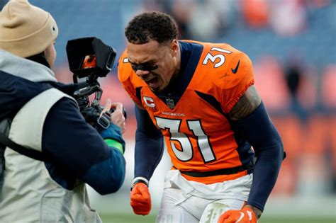 Denver Broncos Safety Justin Simmons Named As Afcs Defensive Player Of