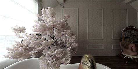 Big Tits Teen In Bathroom Vr