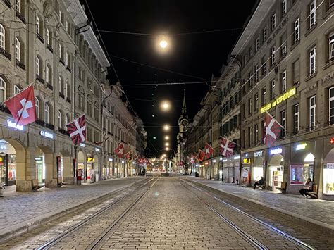 The night feeling in the old city of Bern, CH : r/TheNightFeeling