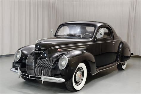 1939 Lincoln Zephyr Coupe