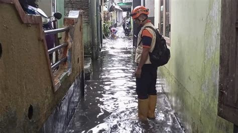 Banjir Terjadi Di Beberapa Titik Di Kota Malang Ketinggian Air Sempat