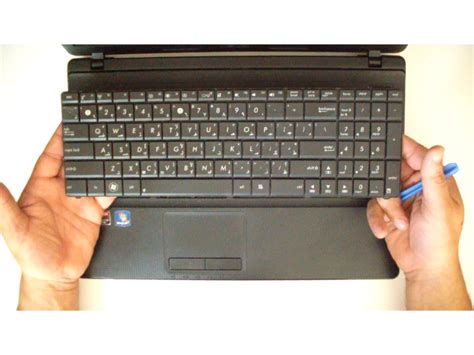 Asus X54C Keyboard Replacement - iFixit Repair Guide
