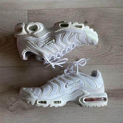 Nike Air Max Plus TNS Triple White W Swag Shoes Nike Air Max Plus