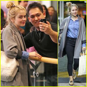 18 Hot New Rose McIver Bikini Pics