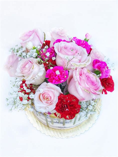 Beautiful Naked Flower Oreo Cake Vanilla Oreo Oreo Buttercream Oreo Cake