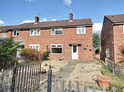 3 Bed Semi Detached House For Sale In Fernhill Road Farnborough