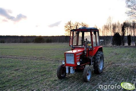 Foto ciagnik Władimirec T 25A Rozsiewacz Lej id 353731 Galeria