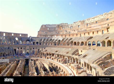 Colosseum gladiator rome hi-res stock photography and images - Alamy