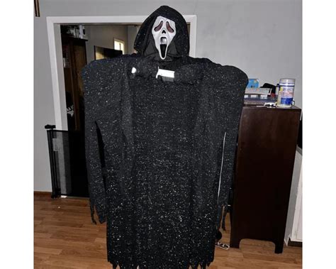 SCREAM 6 Halloween Glittery Robe, Horror Ghostface Cloak, Black Ghost