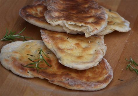 Indyjskie Chlebki Naan Greenscarf Pl Food Breakfast Bread