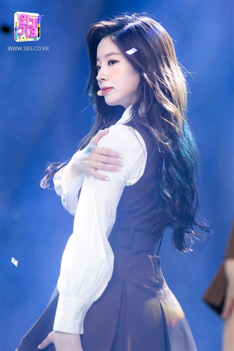 I Cant Stop Me Sbs Inkigayo 20201108 Dahyun Twice Photo