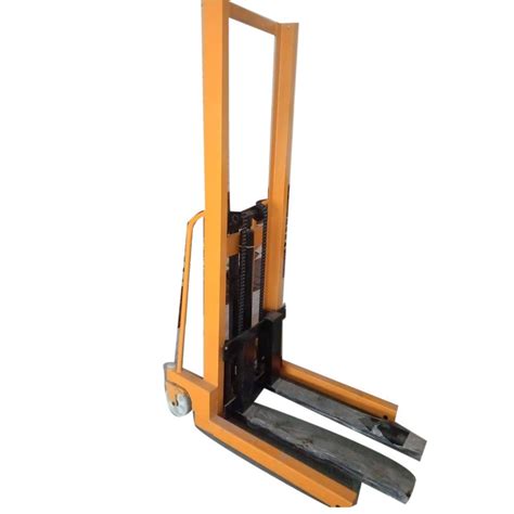 Mild Steel 2 Ton Hydraulic Hand Stacker For Material Handling At Rs