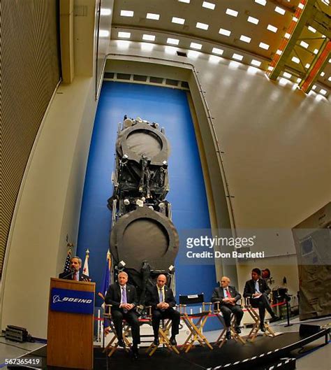 Boeing Satellite Systems Photos Et Images De Collection Getty Images