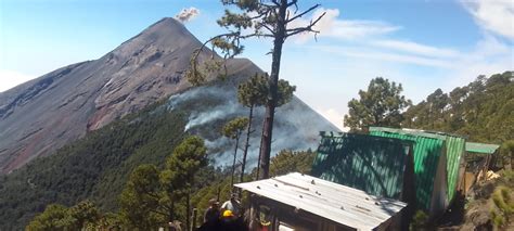 Incendio Forestal En Complejo Volc Nico Ha Sido Controlado En