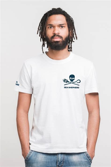 Camiseta Jolly Roger Branca 100 algodão BCI Loja da Sea Shepherd