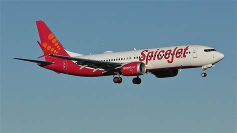 Indian Civil Aviation Authorities Have Barred 90 Spicejet Pilots From