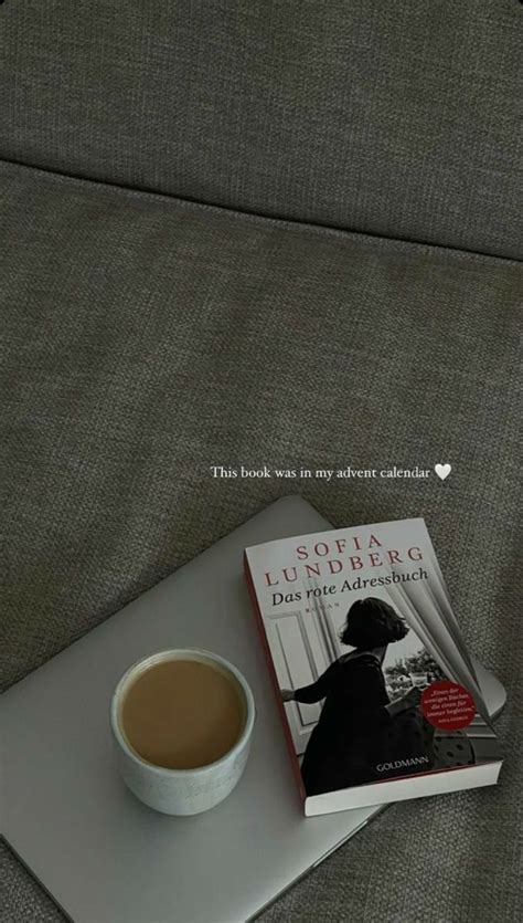 Pin By Megha On Reader S Aesthetic In Book Photography Instagram