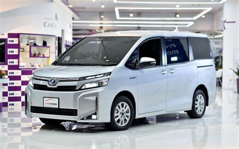 TOYOTA VOXY 1.8V HYBRID – Auto Passion – The passion you trust since 2004