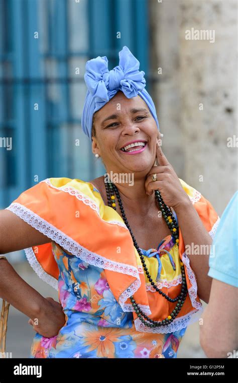 Vêtements traditionnels cubains Banque de photographies et dimages à