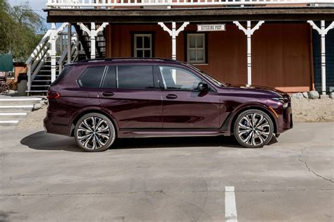 2023 BMW X7 Pictures - 190 Photos | Edmunds