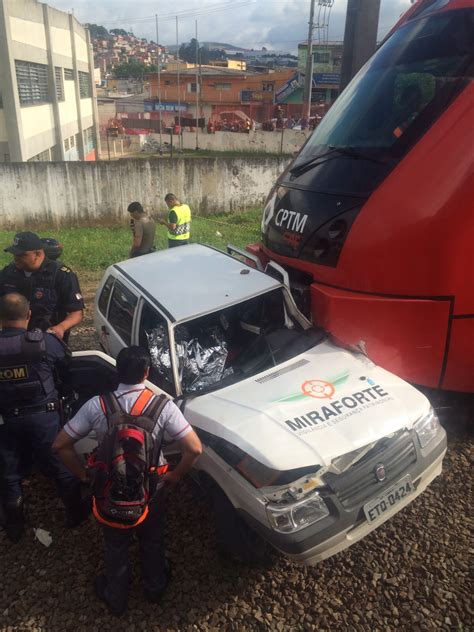 Carro Invade Trilho é Atingido Por Trem E Motorista Morre Em Itapevi