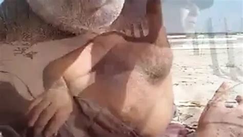 Free Beach Wank Gay Porn Videos Xhamster