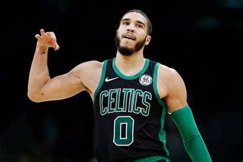 Jayson Tatum pours in career-high 39 points as Celtics pull away from Hornets