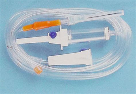 Set Di Infusione Intravenoso 1064 Rongbo Medical Con Connettore A