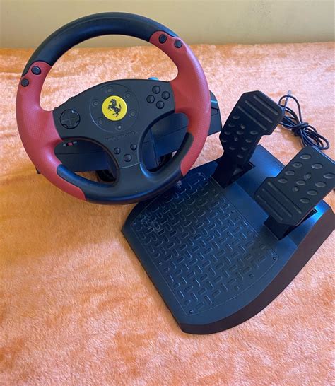 Simulador Thrustmaster Ferrari Racing Wheel Red Legend Edition