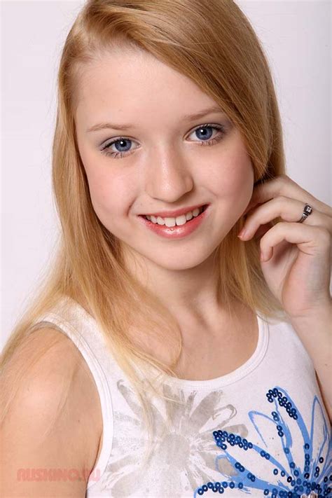 Светлана Леонова — биография, фильмография, фотографии актрисы