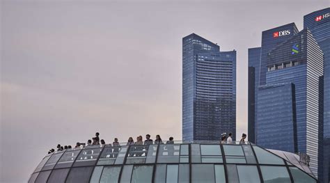 Private companies with $1 bil annual revenue could face mandatory