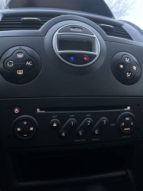 Блокировка магнитолы — Renault Megane II, 1,6 л, 2008 года | наблюдение ...